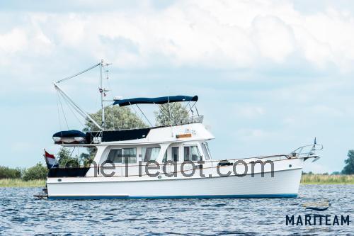 Tekniset tiedot ja arvostelut